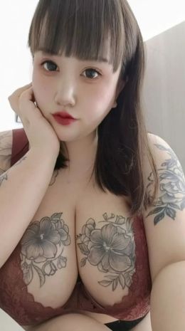 大连超级巨乳极品bbw