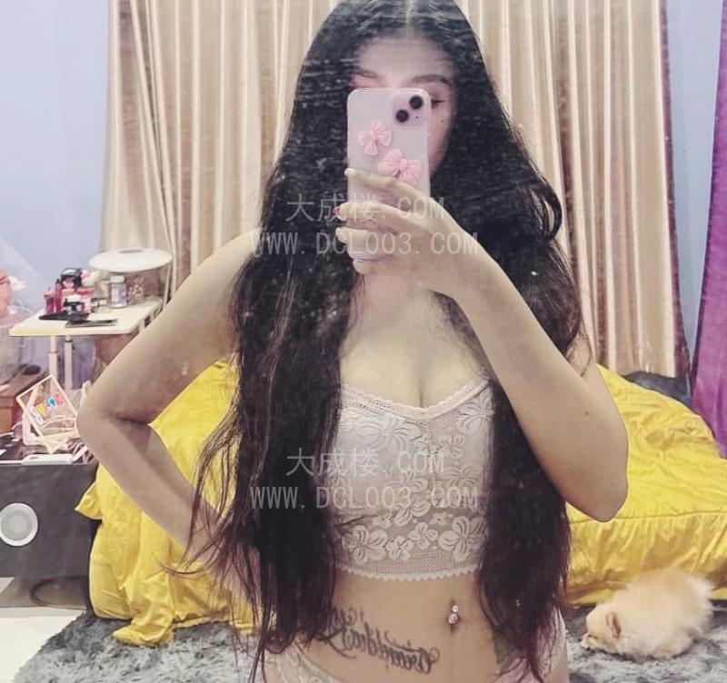 西湖不放假丰满美女