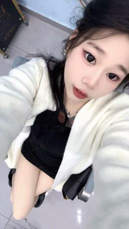 锦江嫩妹佩佩