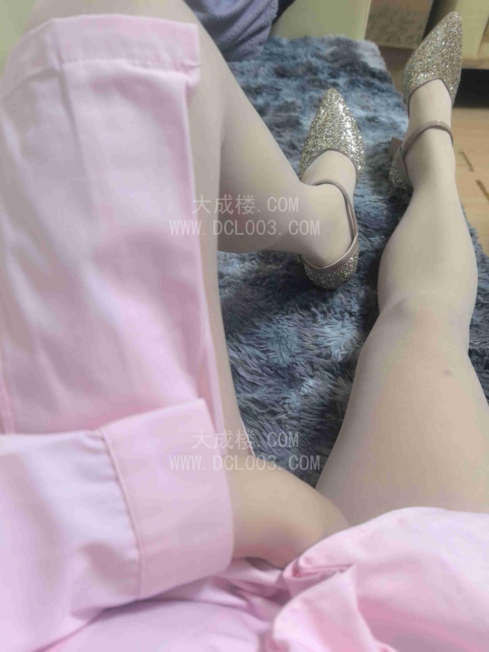 南京江湖大嫂像高叶