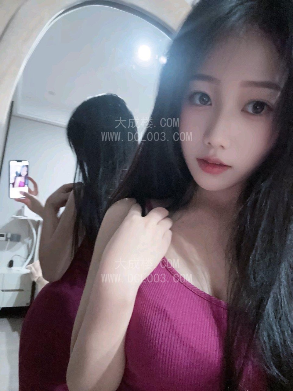 朝阳肤白长腿滋滋