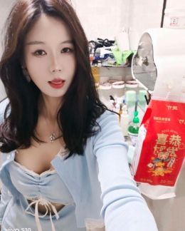 武汉光谷红人媚老师