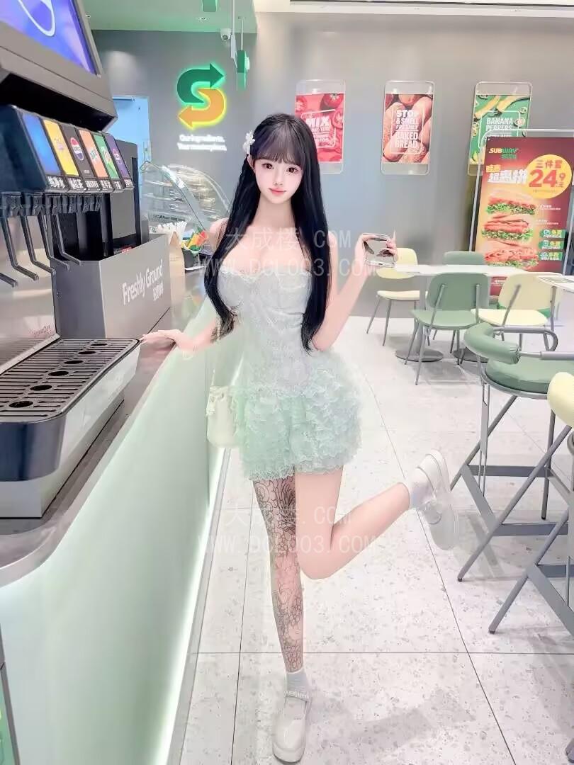 徐汇胸大水多粉嫩妹妹
