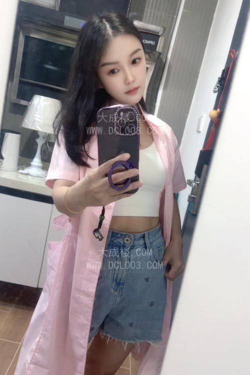 白云气质小可爱