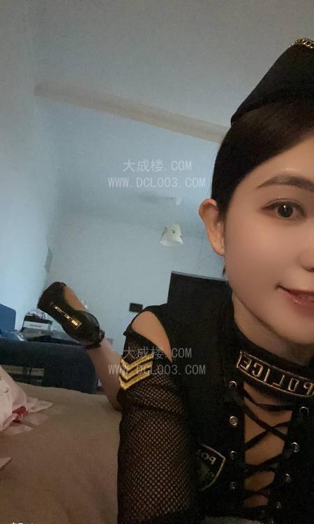 河西颜值气质美女