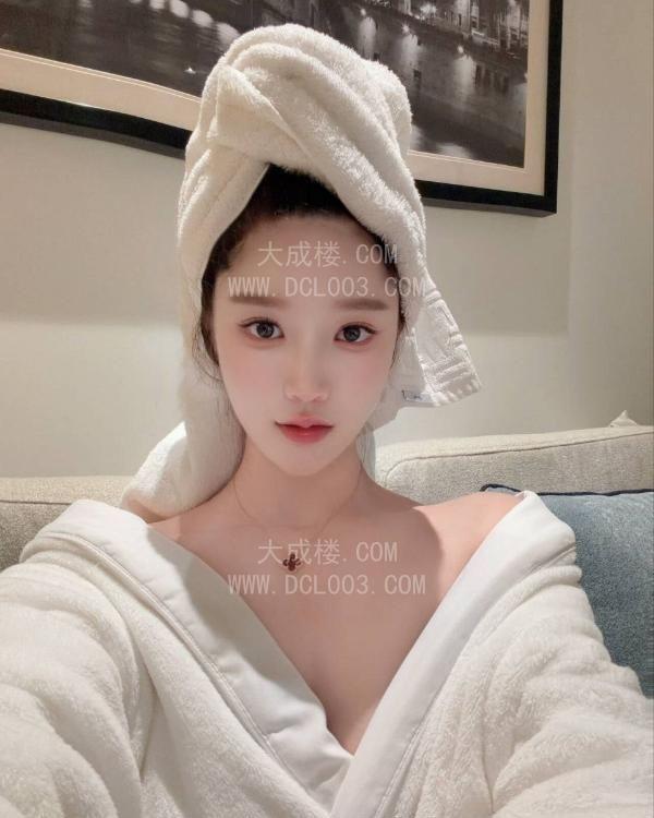 南山人美波圆身材好妹子