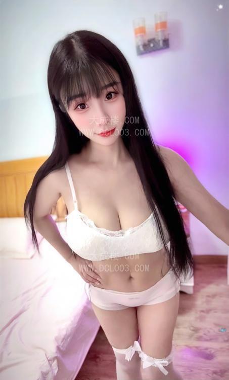杭州拱墅巨乳女友乐乐