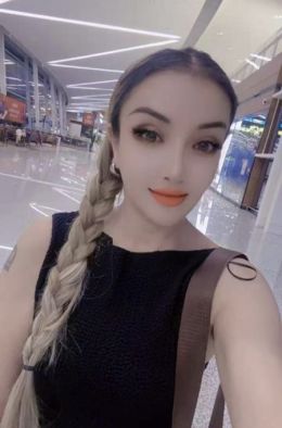 成都东站迪娜