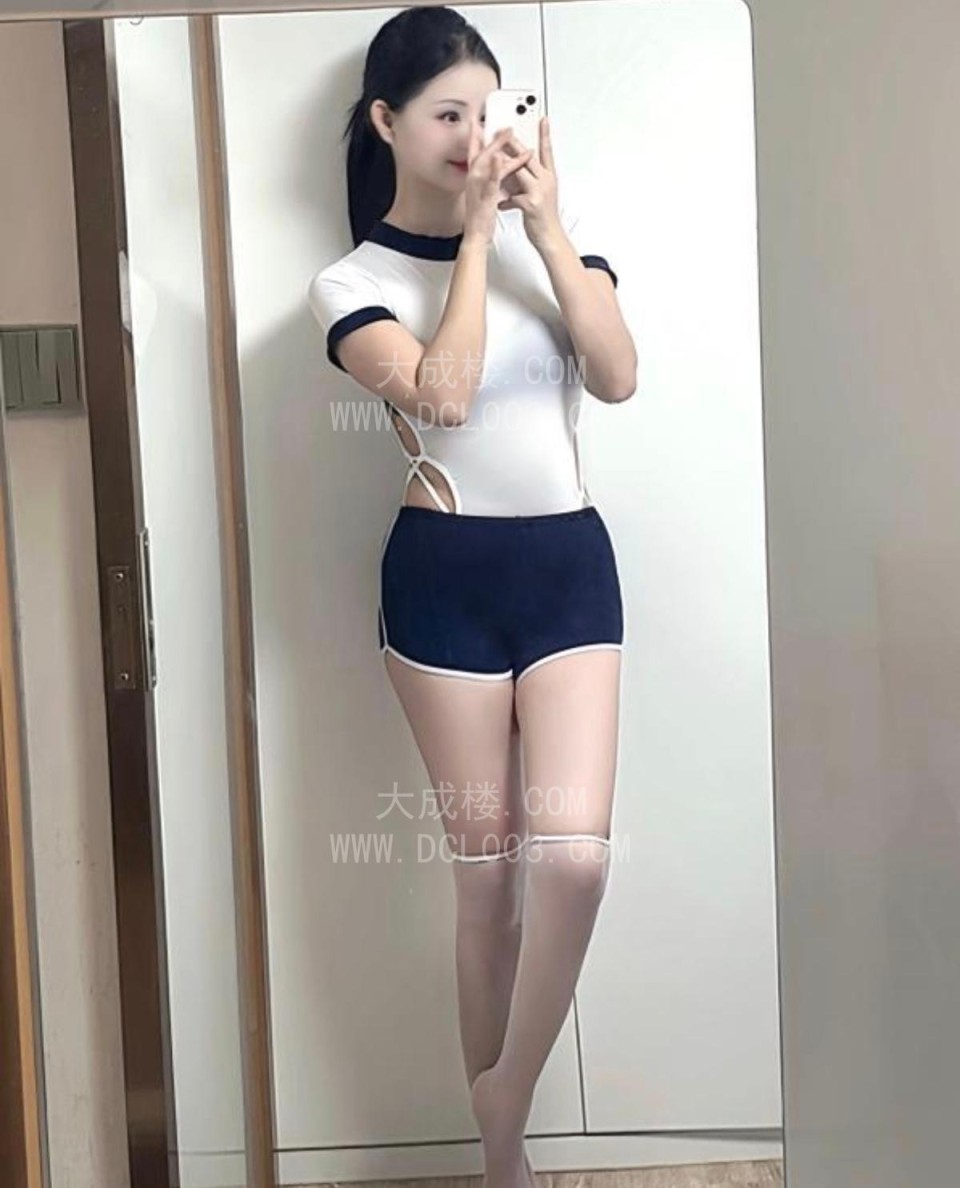 东莞高挑性感翘臀美女
