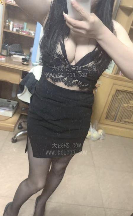 天津抗干的肤白少妇