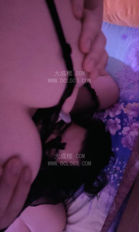 皮肤好的口爆姐姐