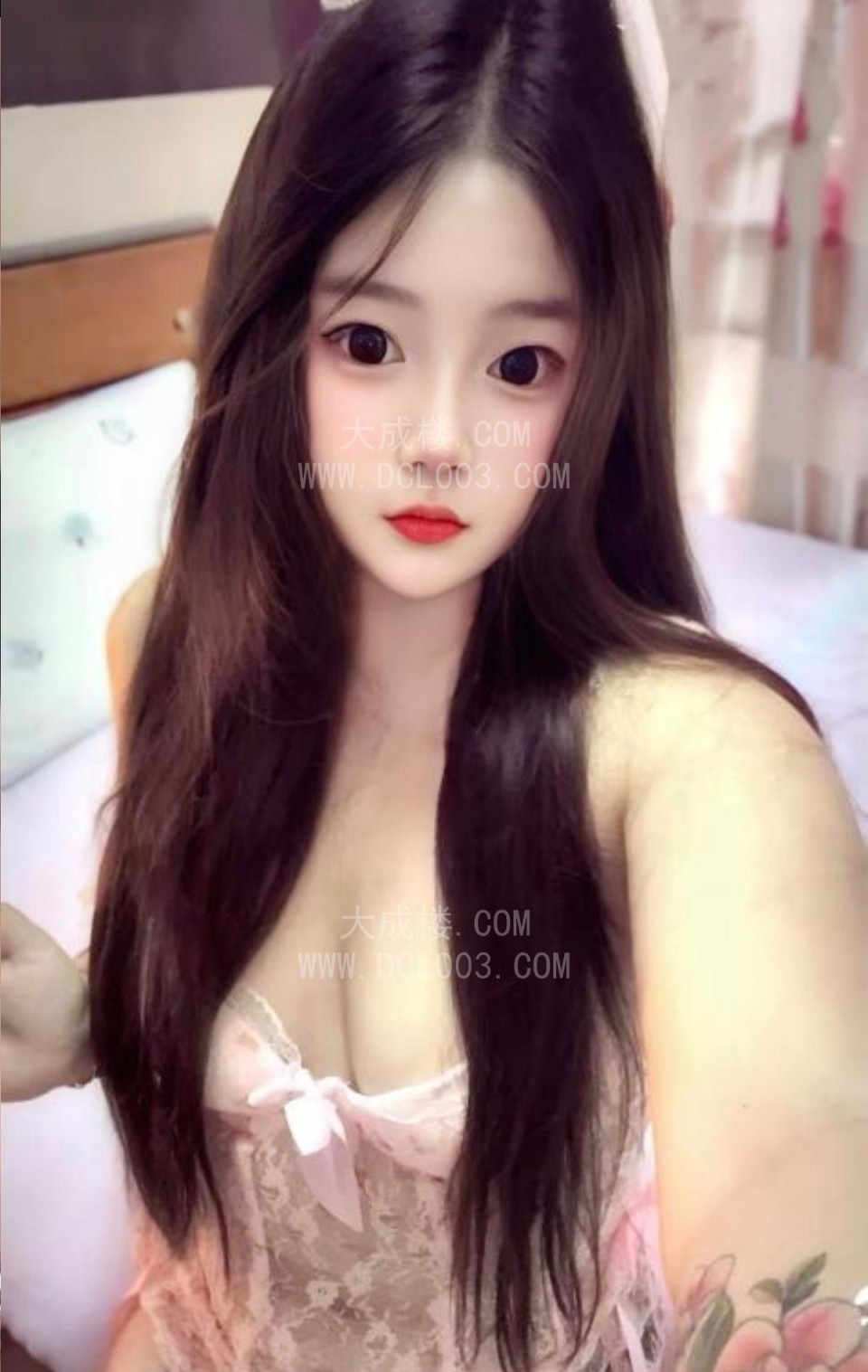 杭州下沙肉感纹身妹露露