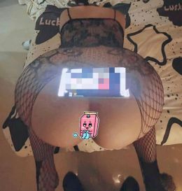 杭州超巨臀小萝莉