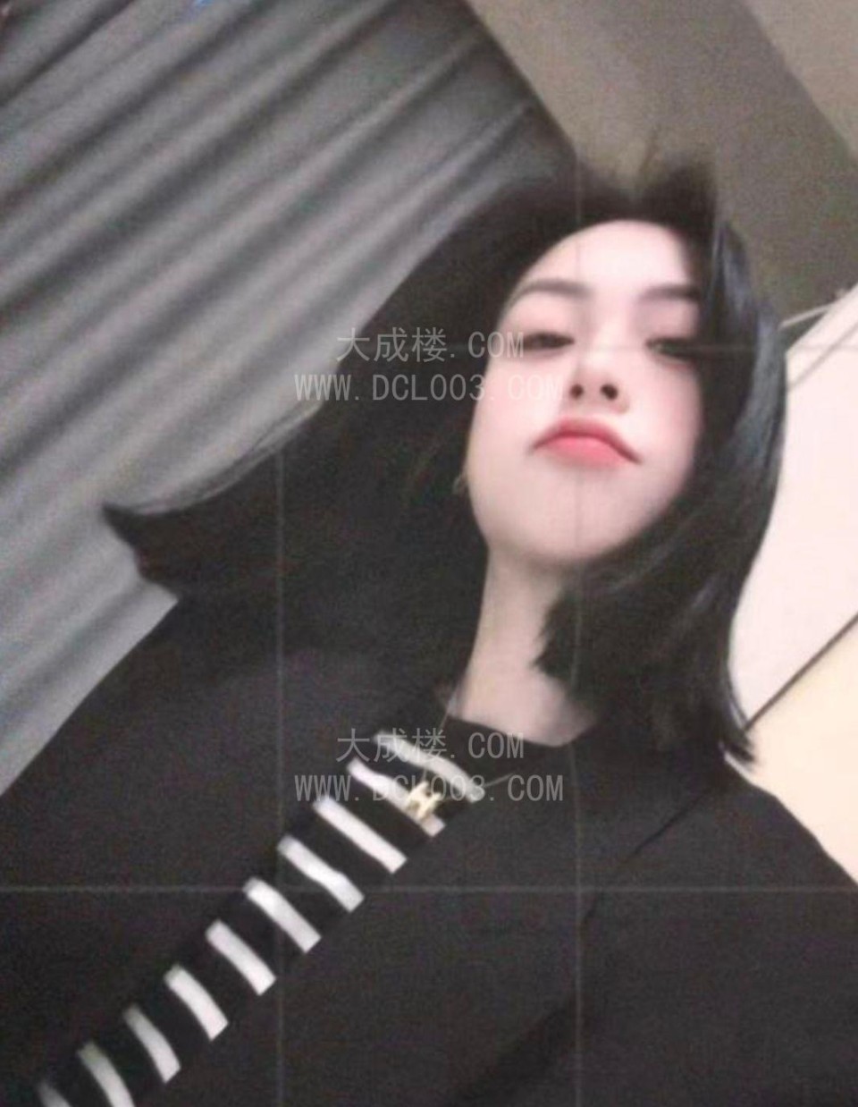 长宁气质短发御姐